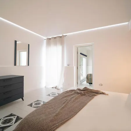 Apartament Wepuglia - The White Luxury - Nepenthe *