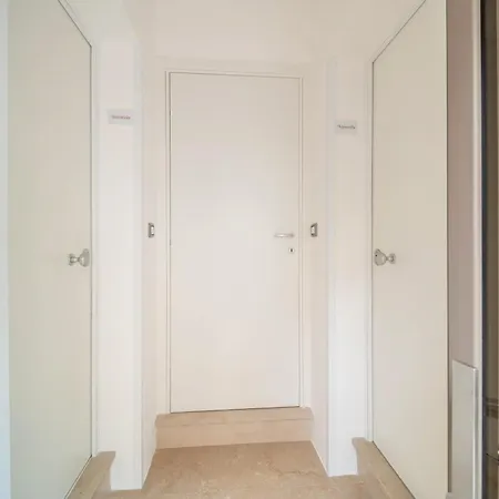 Wepuglia - The White Luxury - Nepenthe *